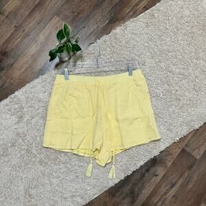 Altar'd State Size Large Pastel Yellow Textured Drawstring Pull-On Shorts NWOT